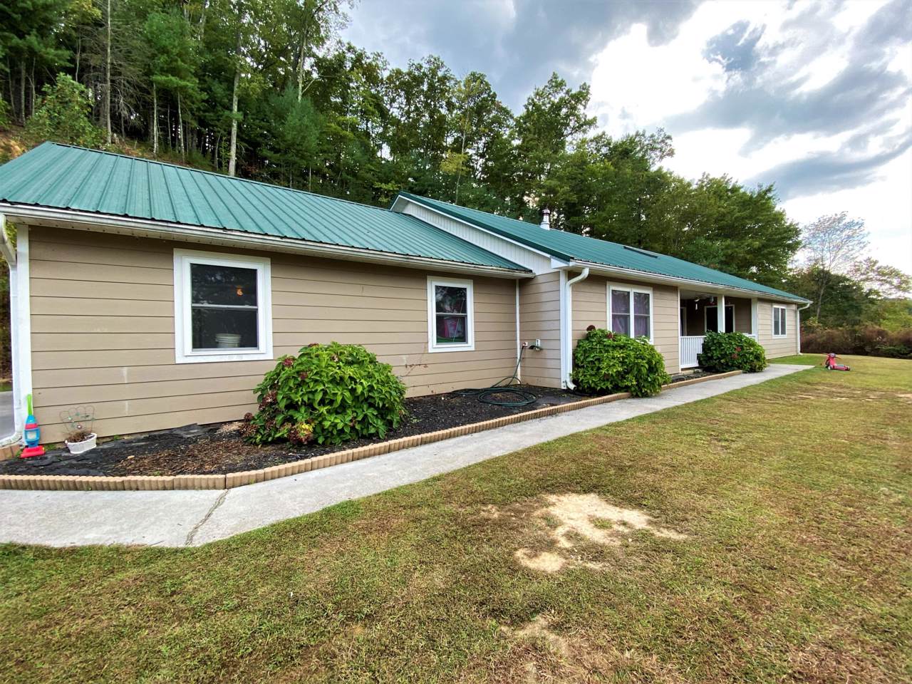 804 Punkton Rd - Photo 1