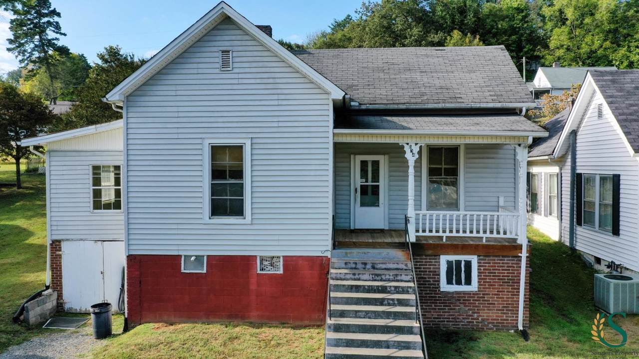 334 Marshall St - Photo 1