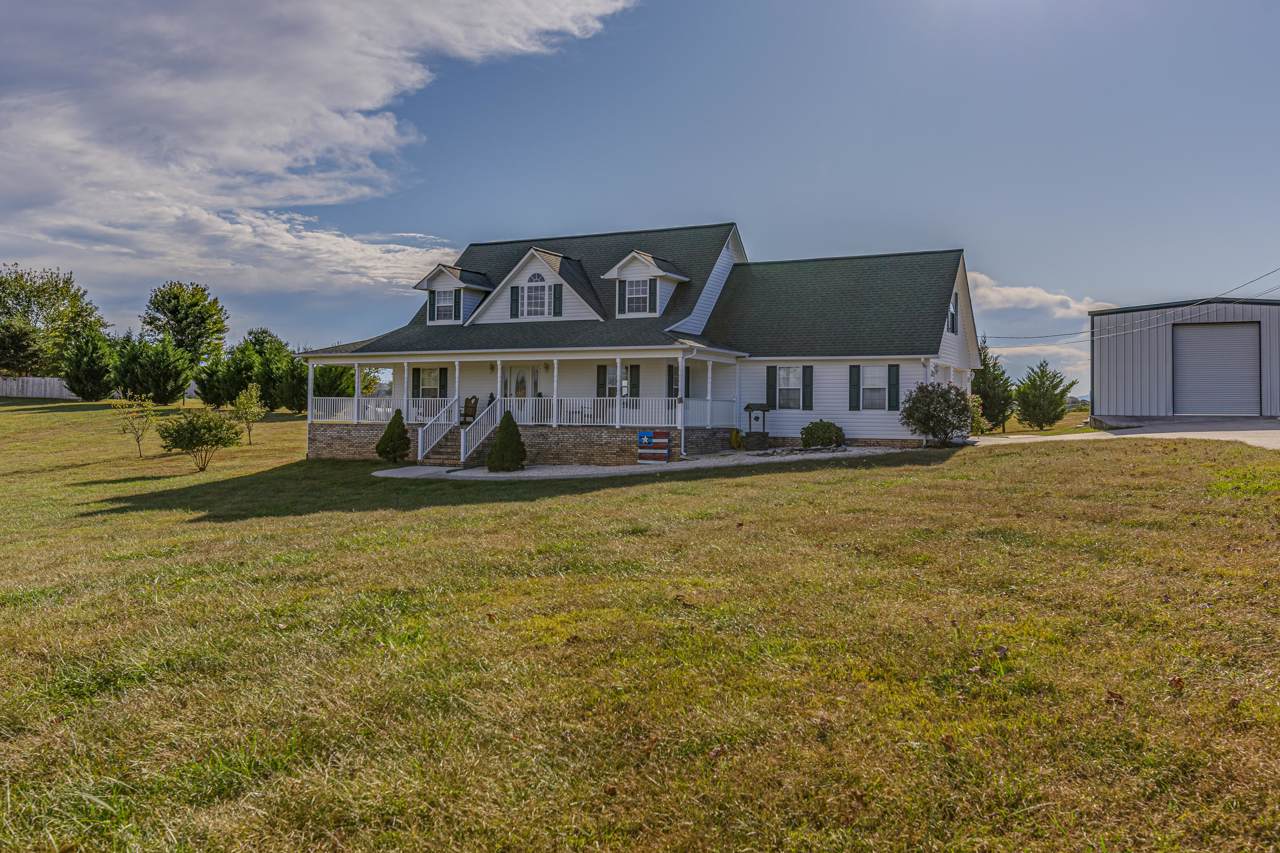 202 Calhoun Rd - Photo 1