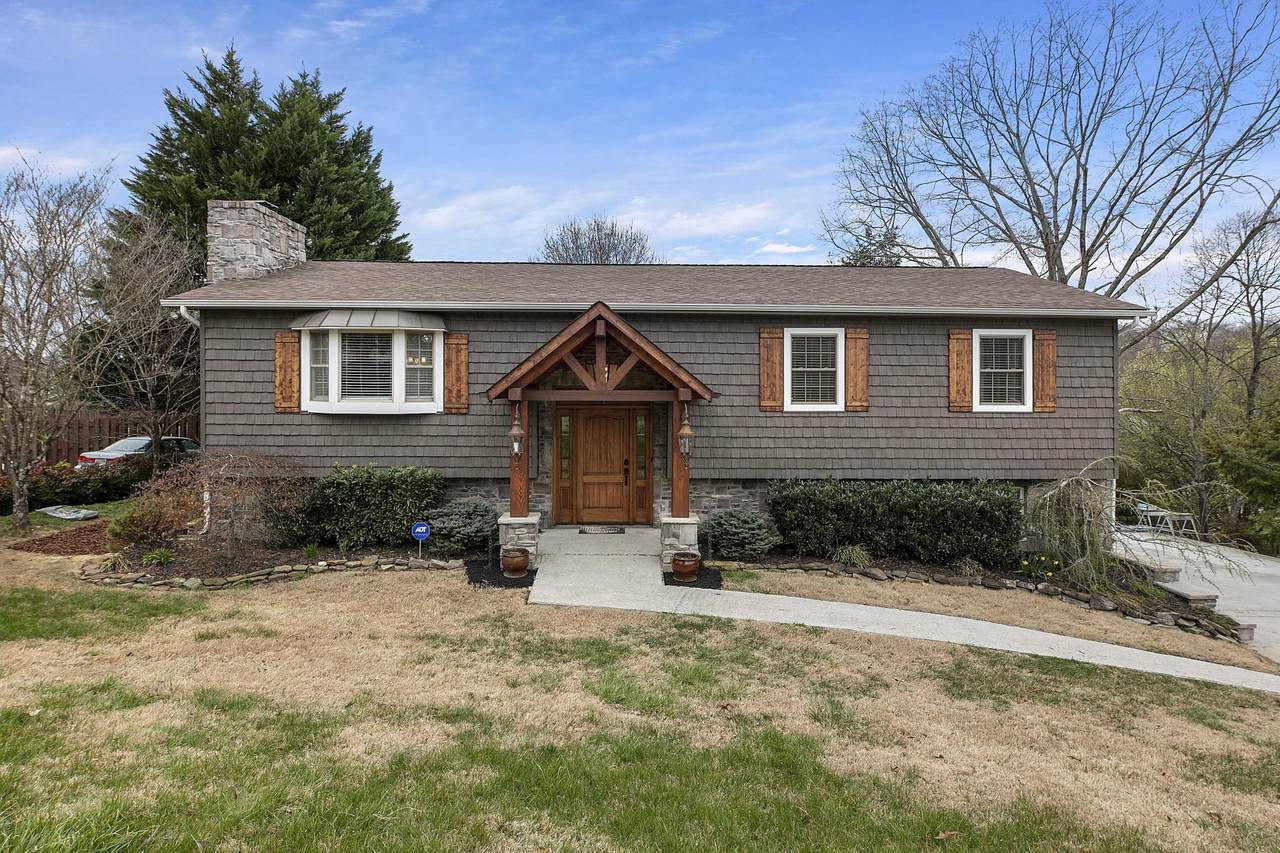 1608 El Prado Drive - Photo 1