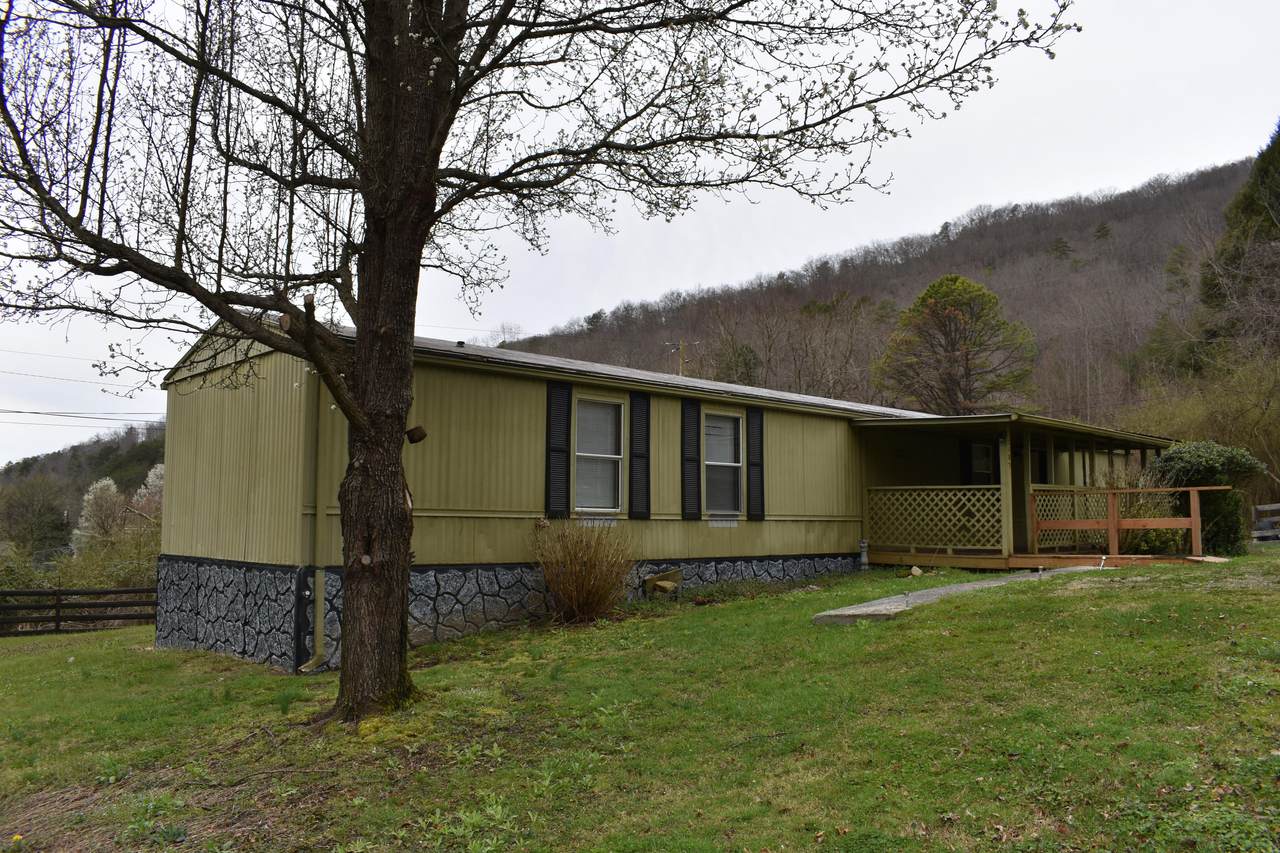 1187 Highway 3482 - Photo 1