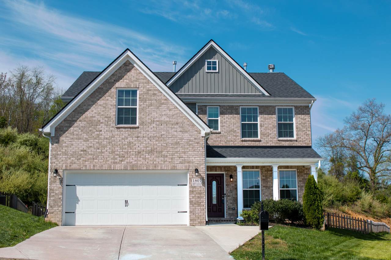 1807 Misty Cloud Lane - Photo 1 1807 Misty Cloud Lane - Photo 1