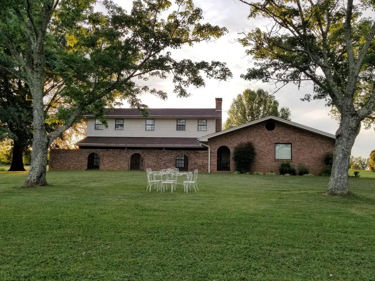 2550 Old Whites Mill Rd - Photo 1