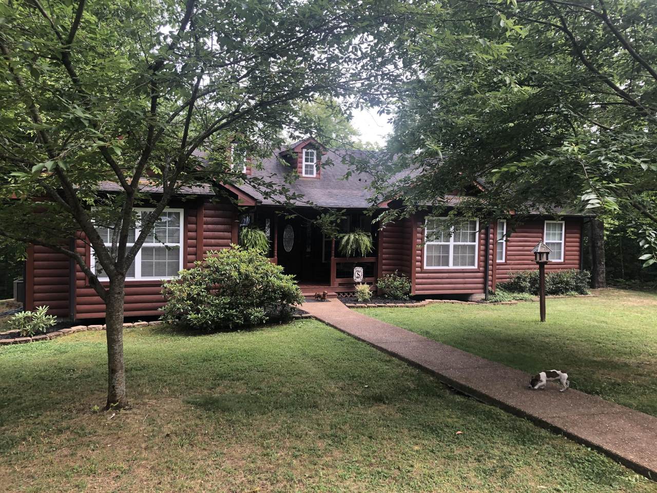 131 Pondview Lane - Photo 1