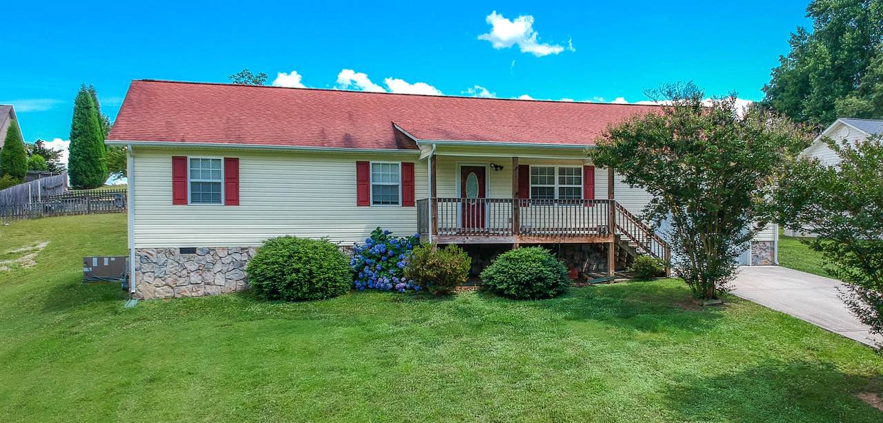 695 Dreamland Rd - Photo 1