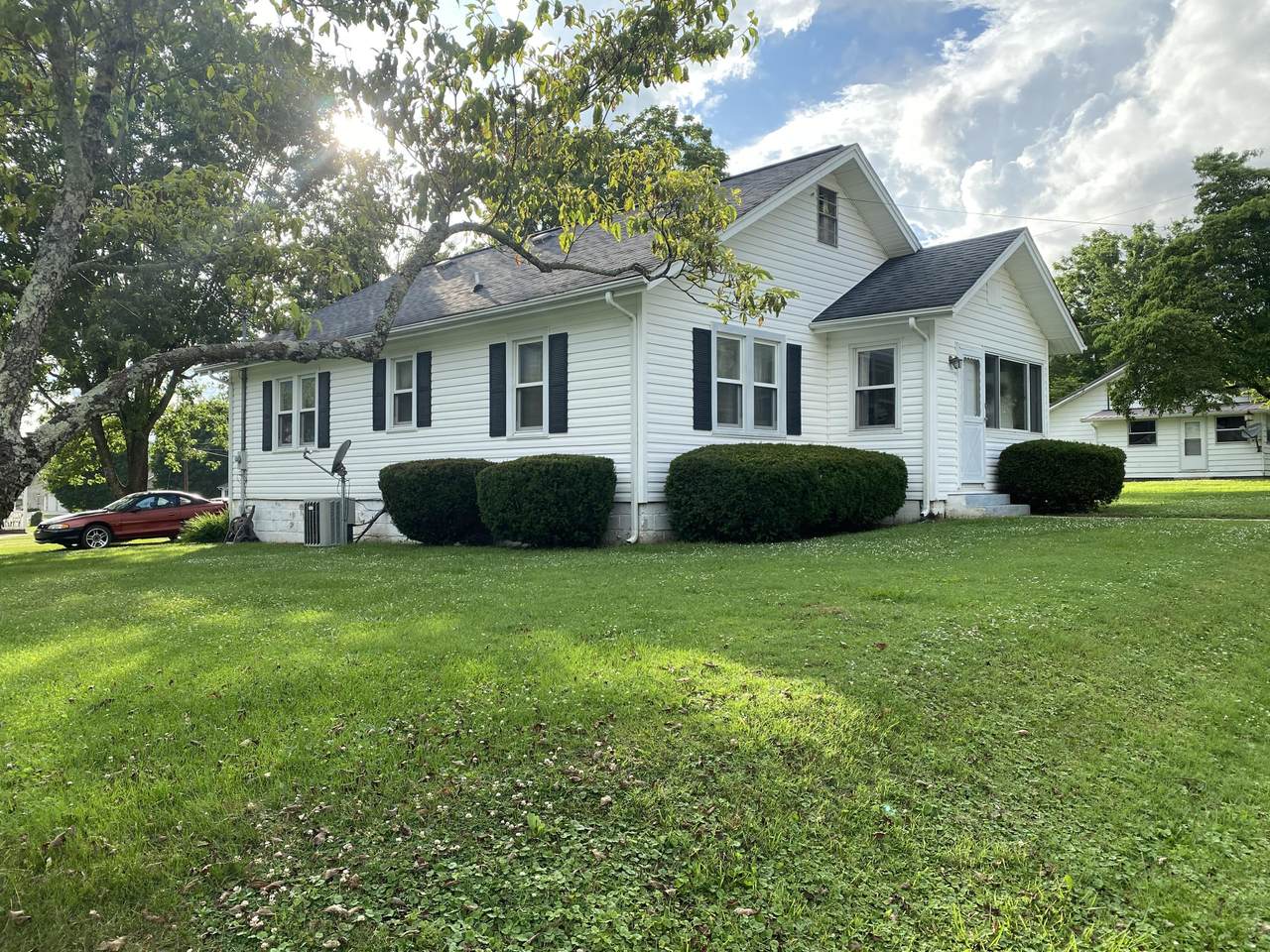 172 Harless Ave - Photo 1