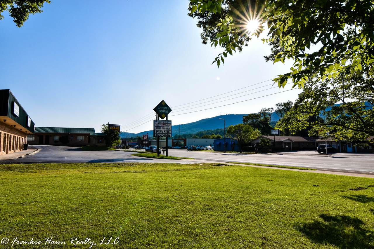Gateway Ave - Photo 1