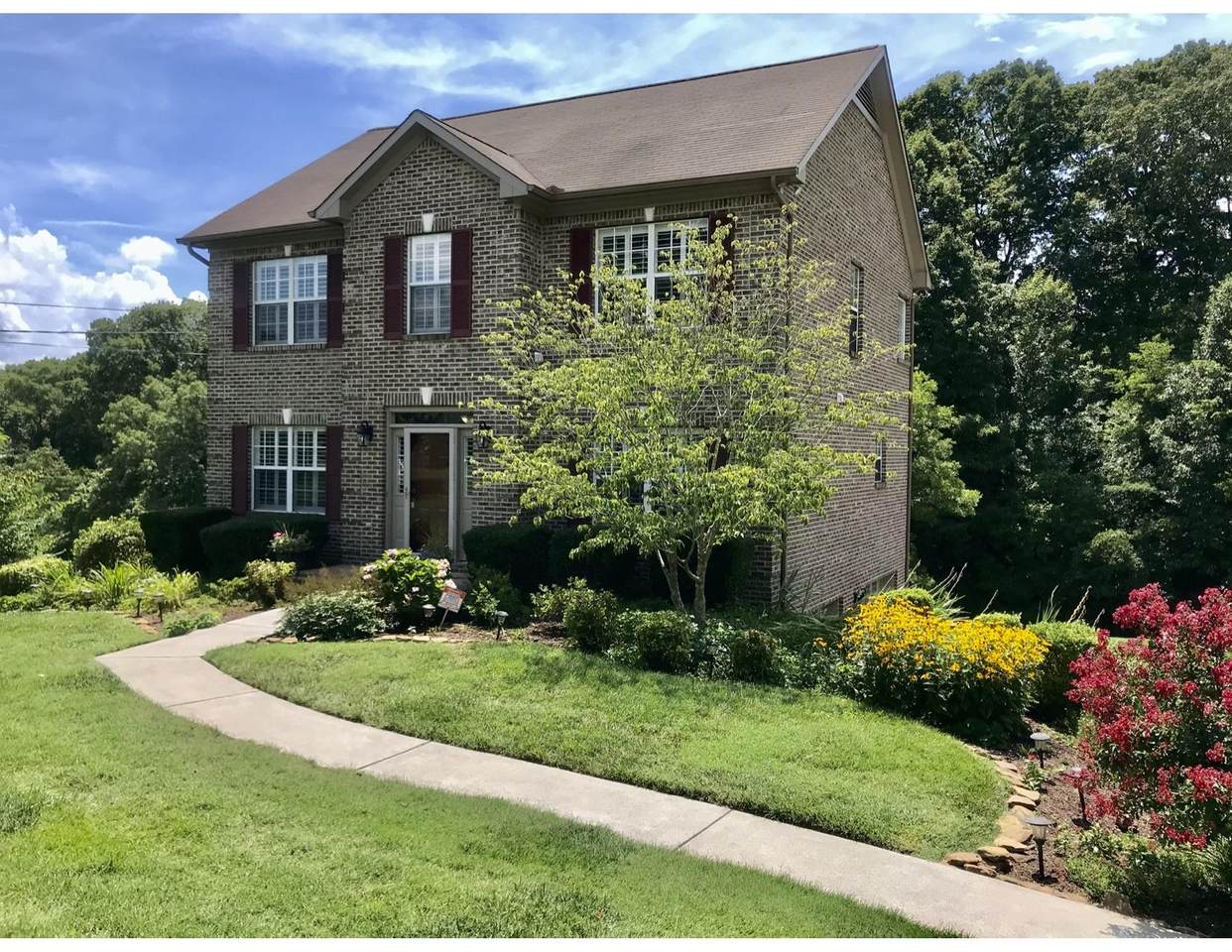 919 Trent Lane - Photo 1