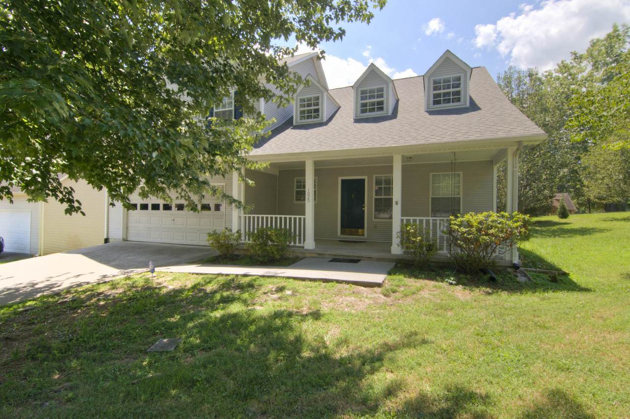 1029 Edenbridge Way - Photo 1