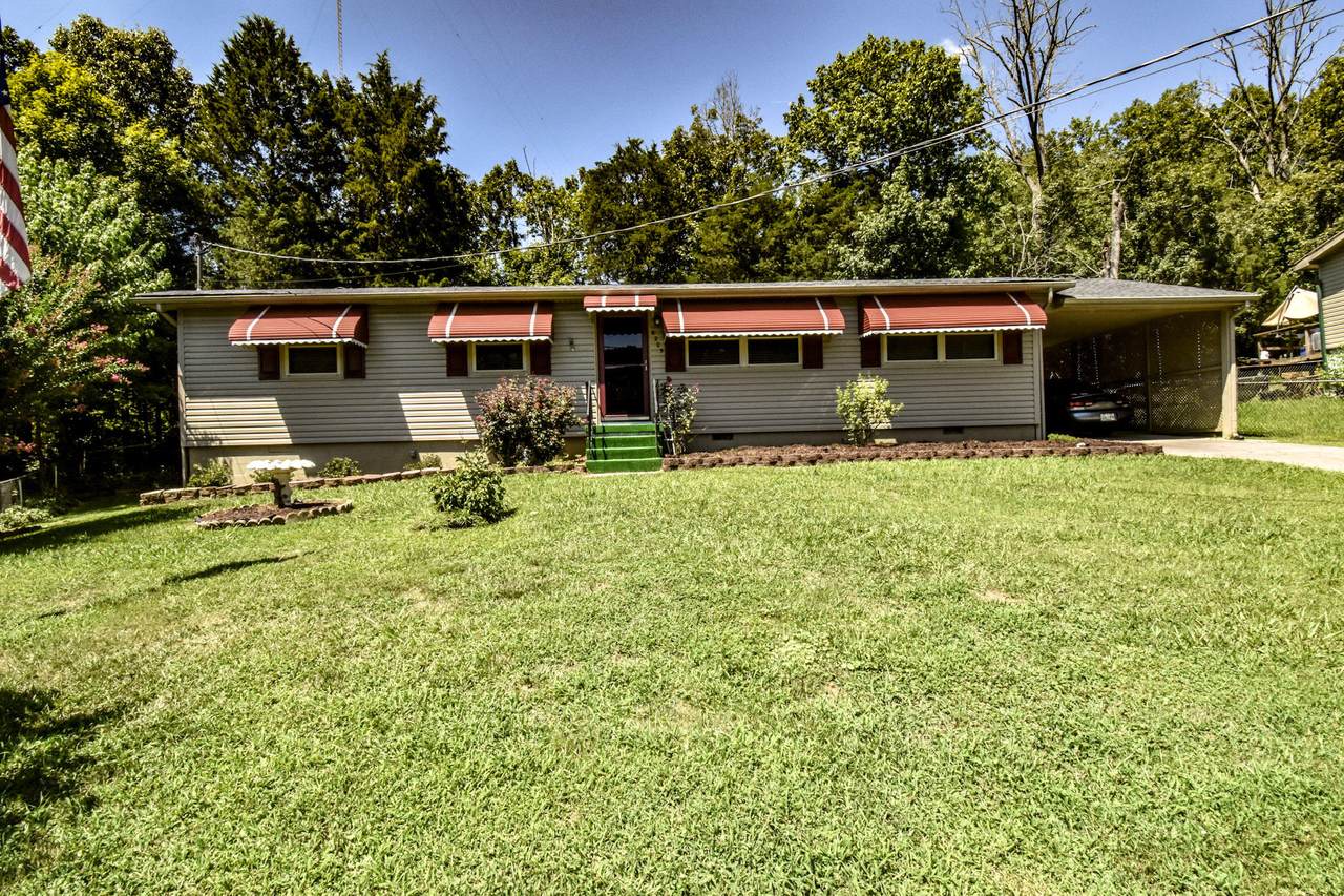 6205 Pine Knoll Court - Photo 1