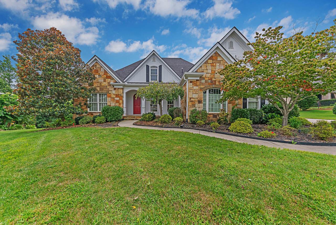 2701 Magnolia Pointe Lane - Photo 1