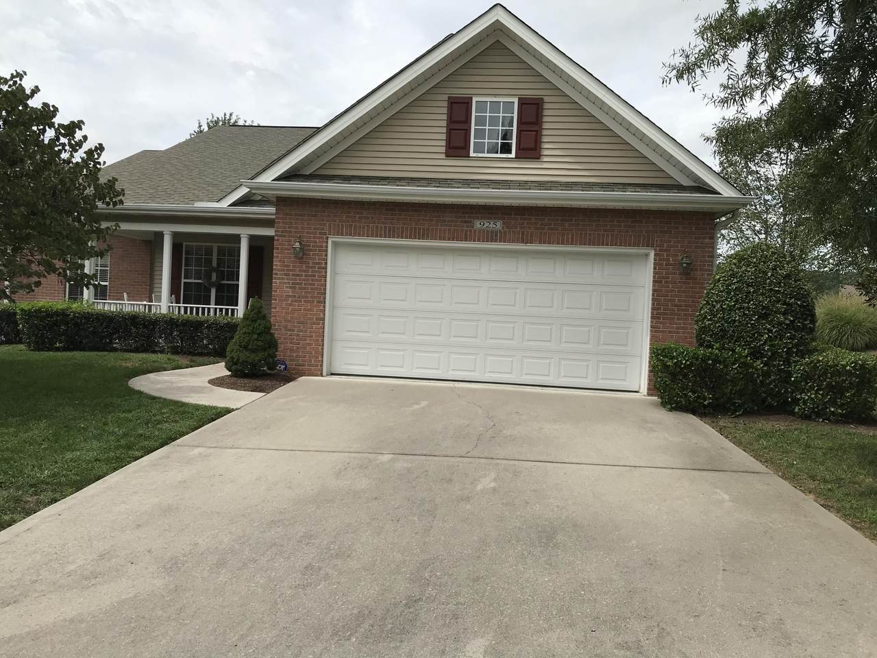 925 Tavistock Way - Photo 1