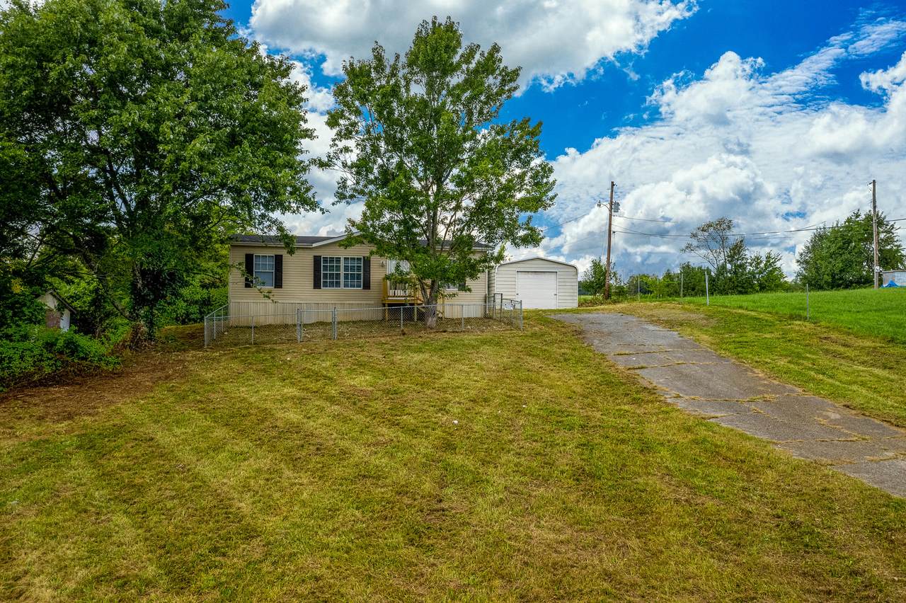 915 Drew Drive - Photo 1