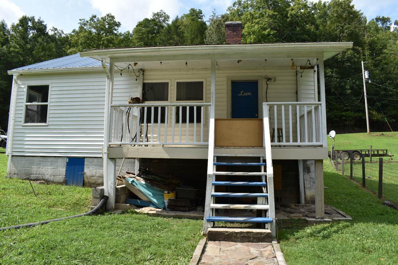 9345 Brimstone Rd - Photo 1