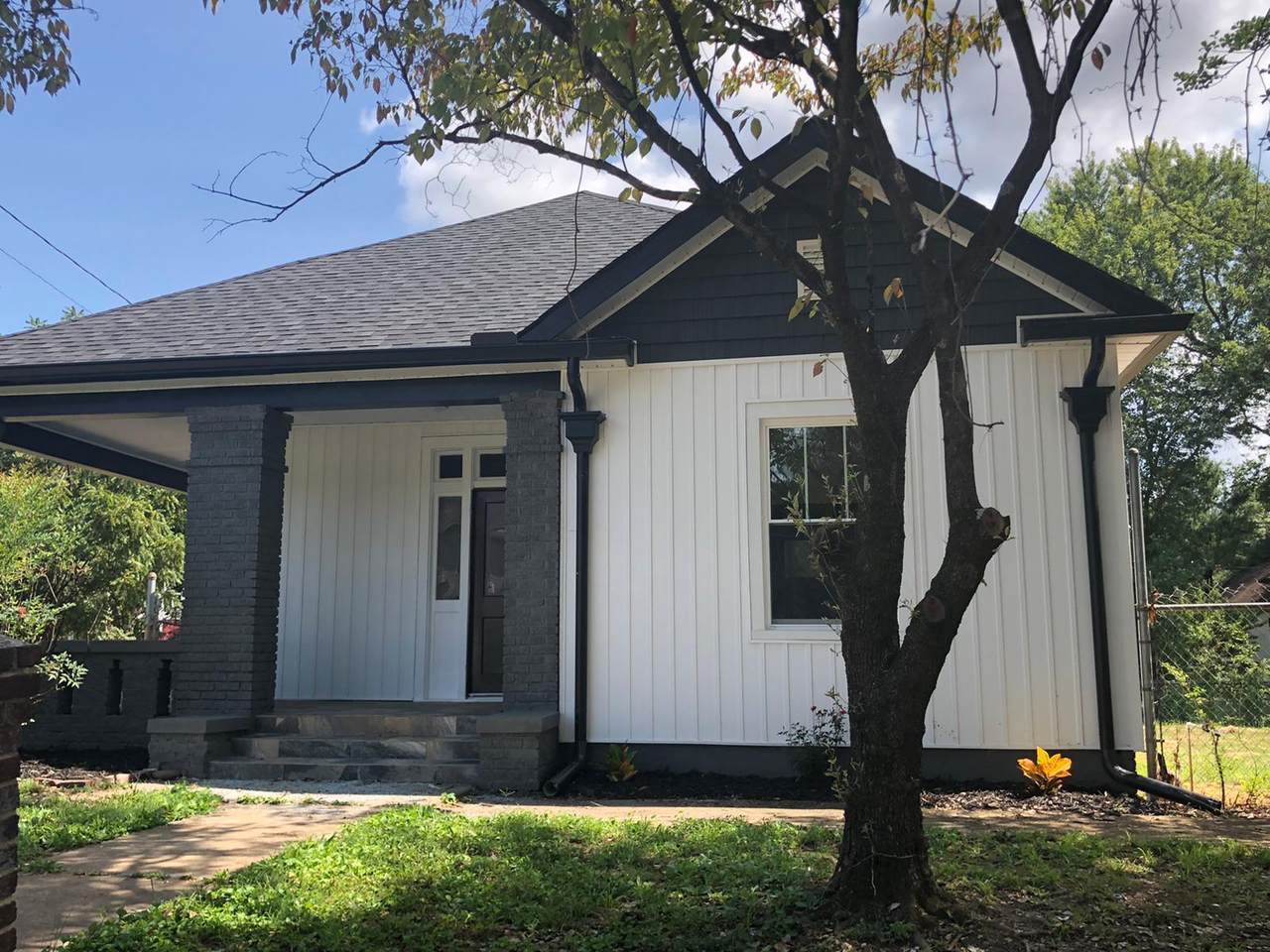 2114 Keith Ave - Photo 1