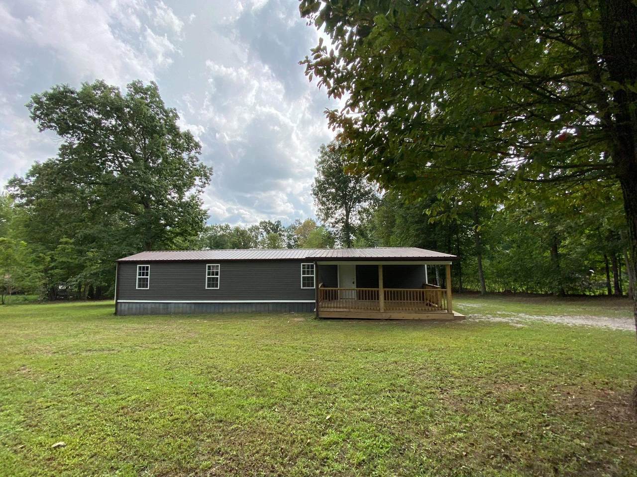 120 Hemlock Drive - Photo 1