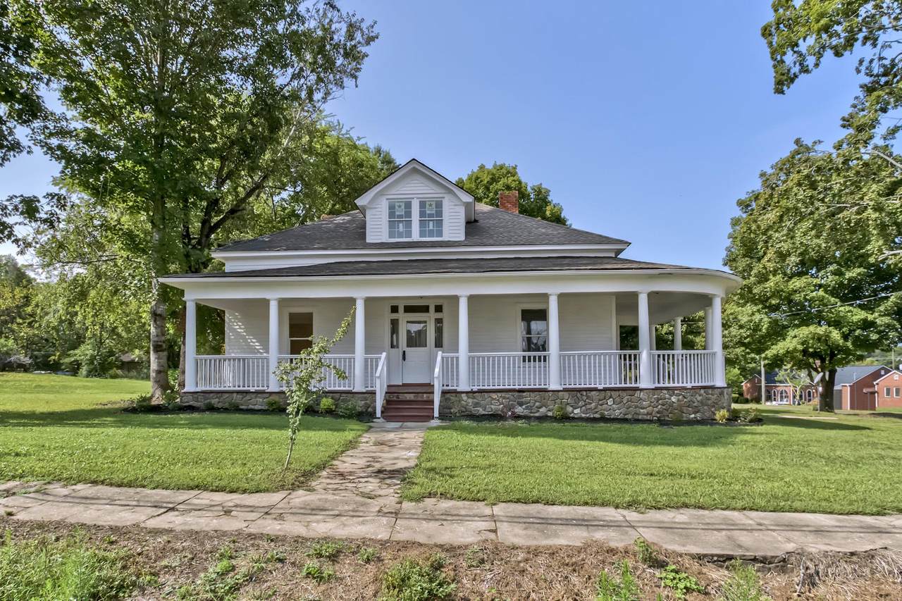 309 Englewood Ave - Photo 1