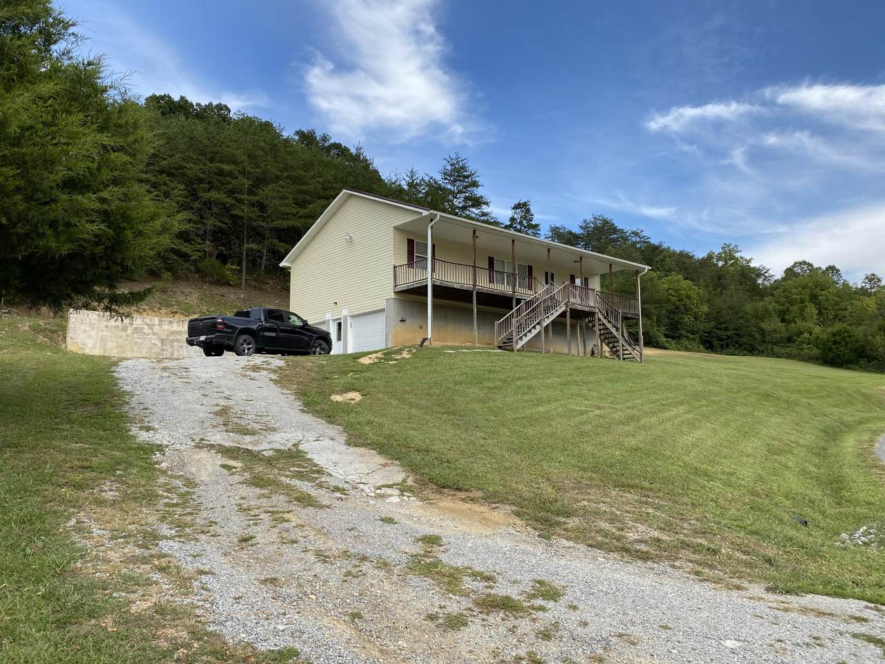 3174 Tazewell Hwy - Photo 1