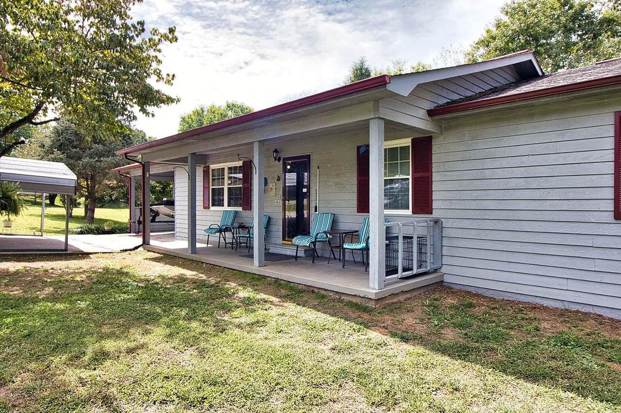 488 Oakhill Drive - Photo 1