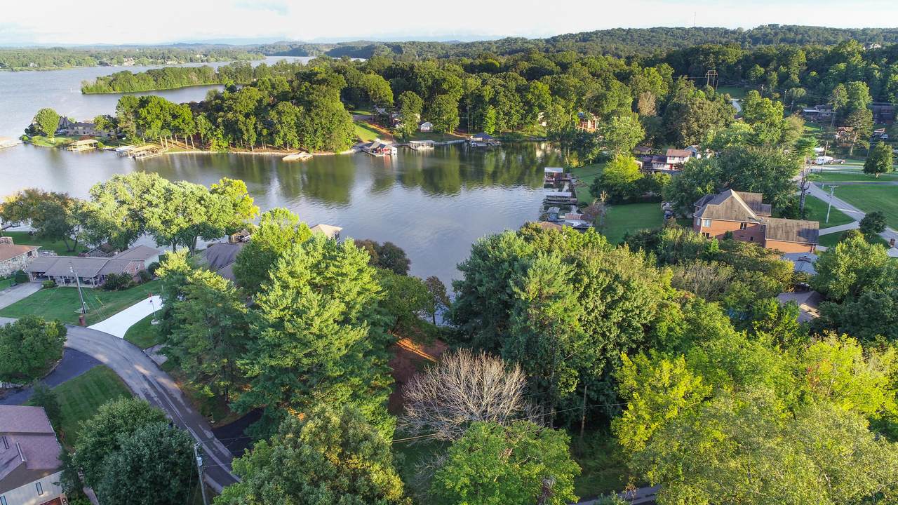 3676 Sandy Shore Drive - Photo 1