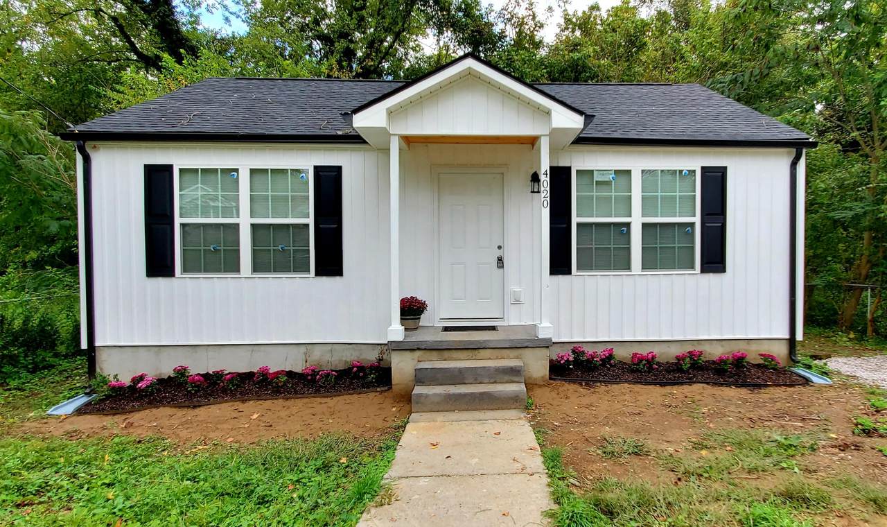4020 Catalpa Ave - Photo 1