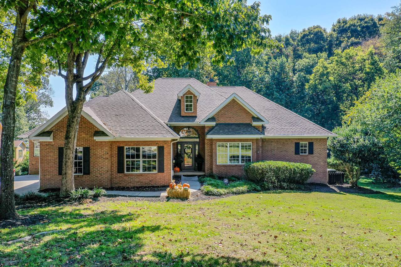 106 Driftwood Court - Photo 1