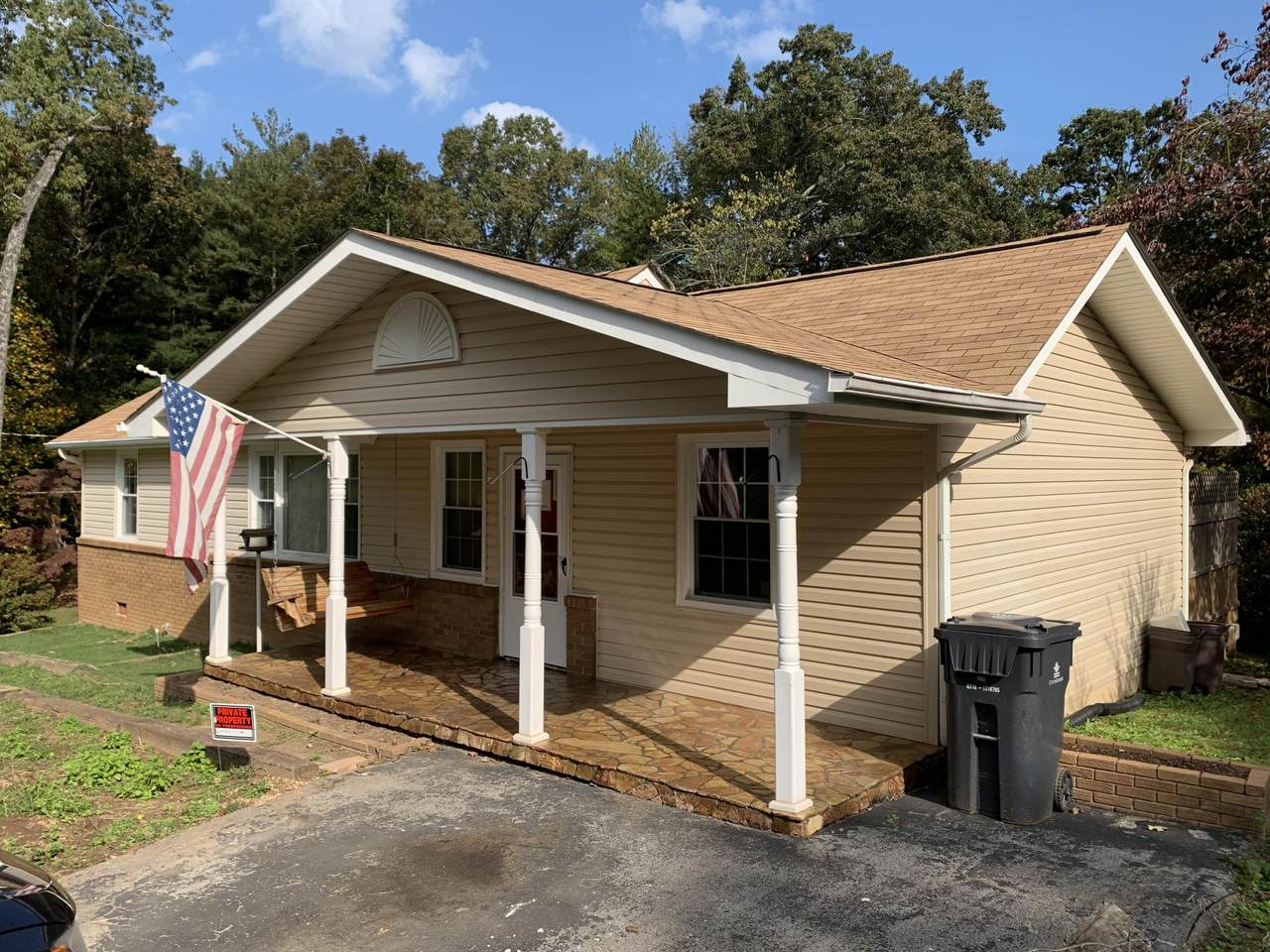 5728 Sanford Rd - Photo 1