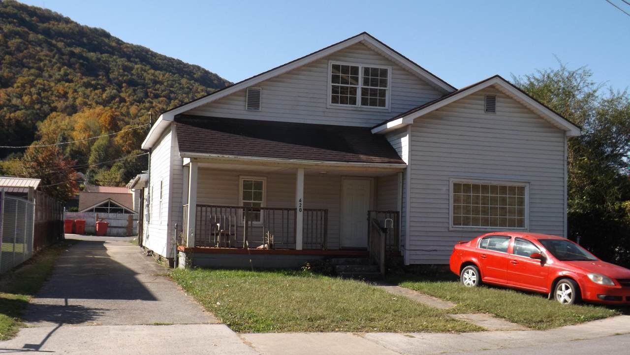 620 Virginia Ave - Photo 1