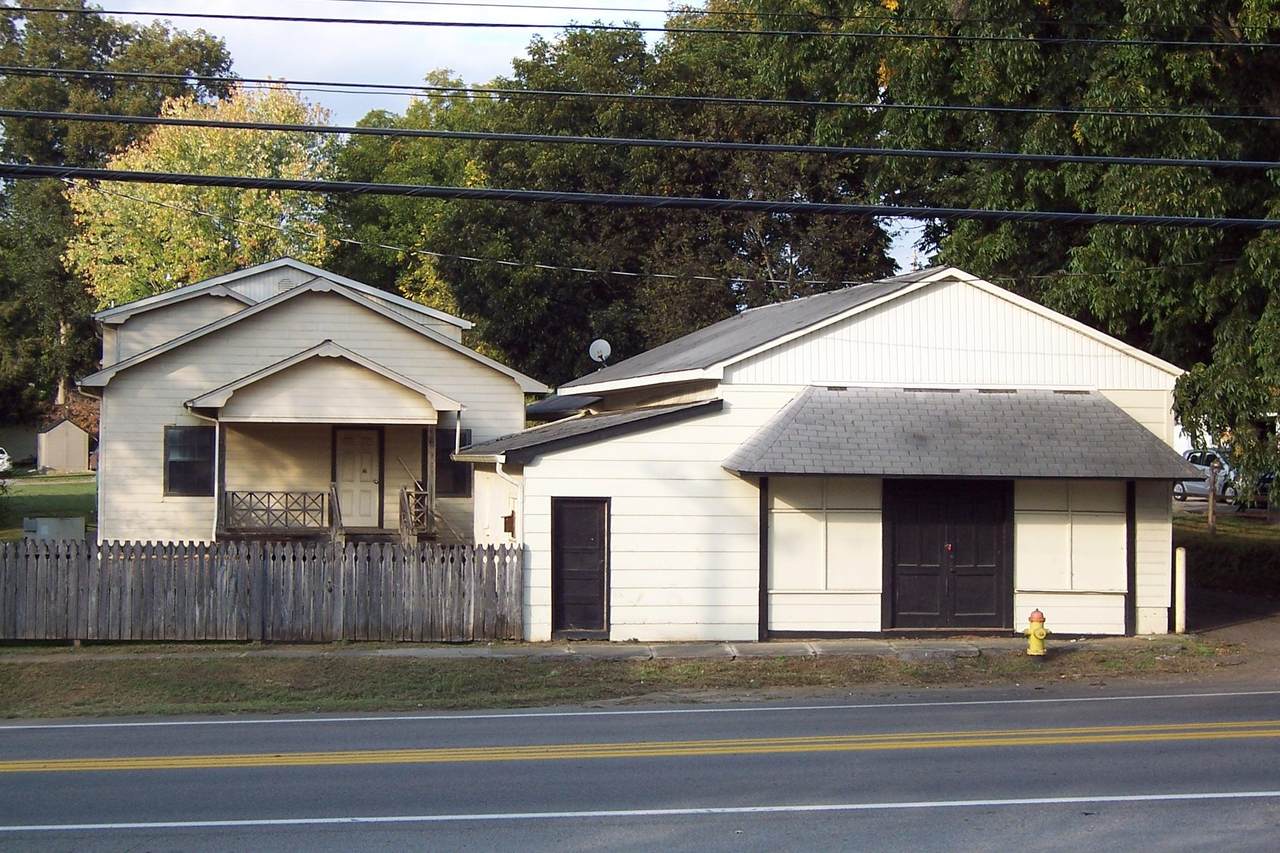 1325 Sevierville Rd - Photo 1