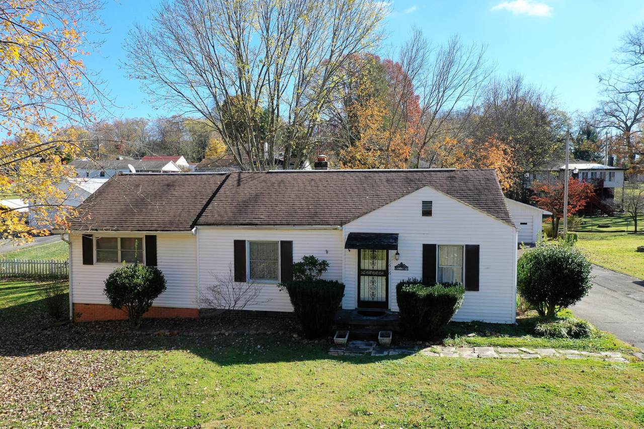 1616 Cherry Drive - Photo 1