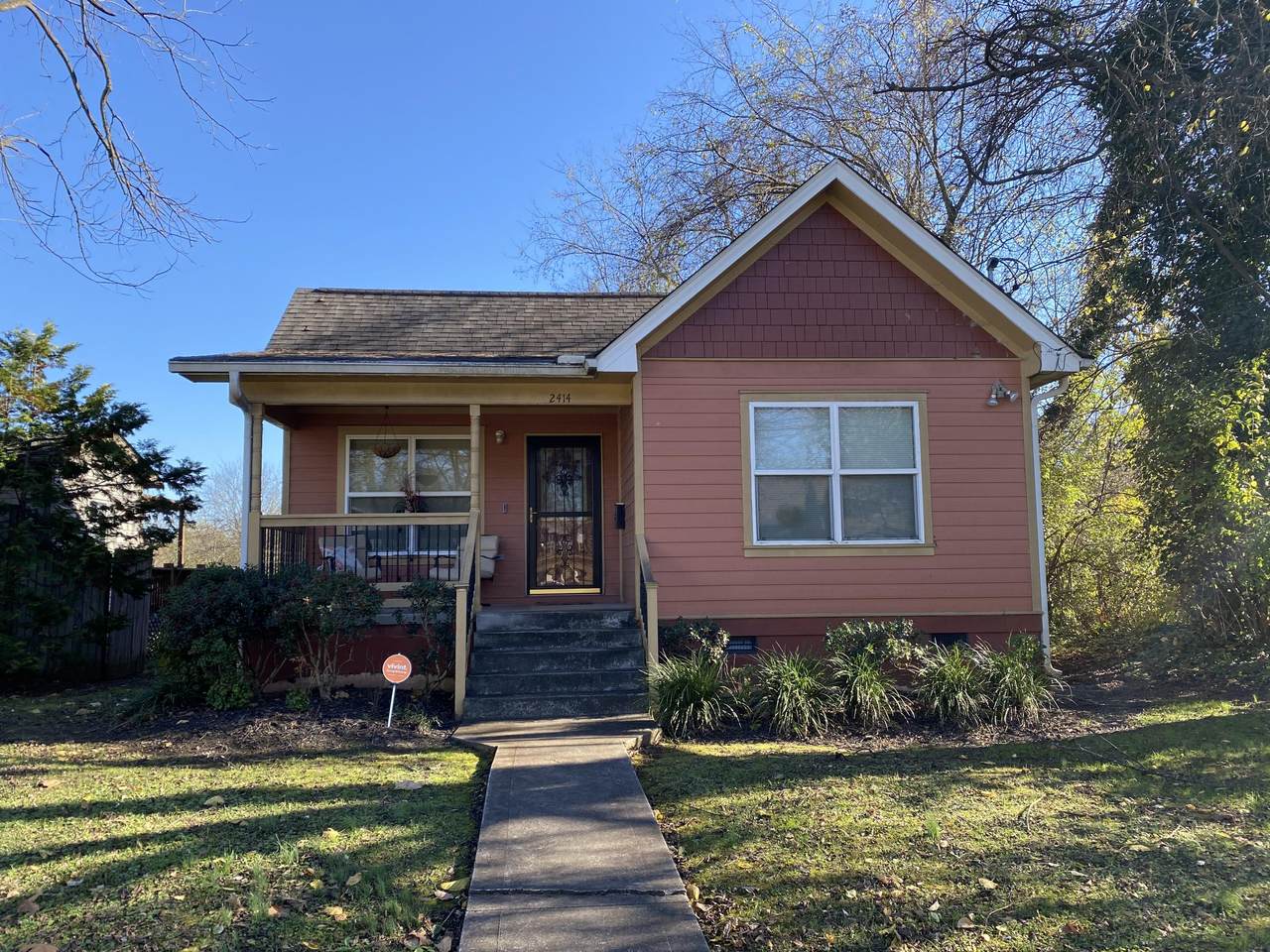2414 Wilson Ave - Photo 1