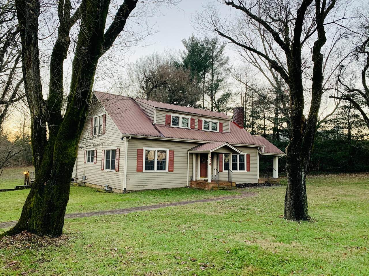 610 Highway 52 - Photo 1