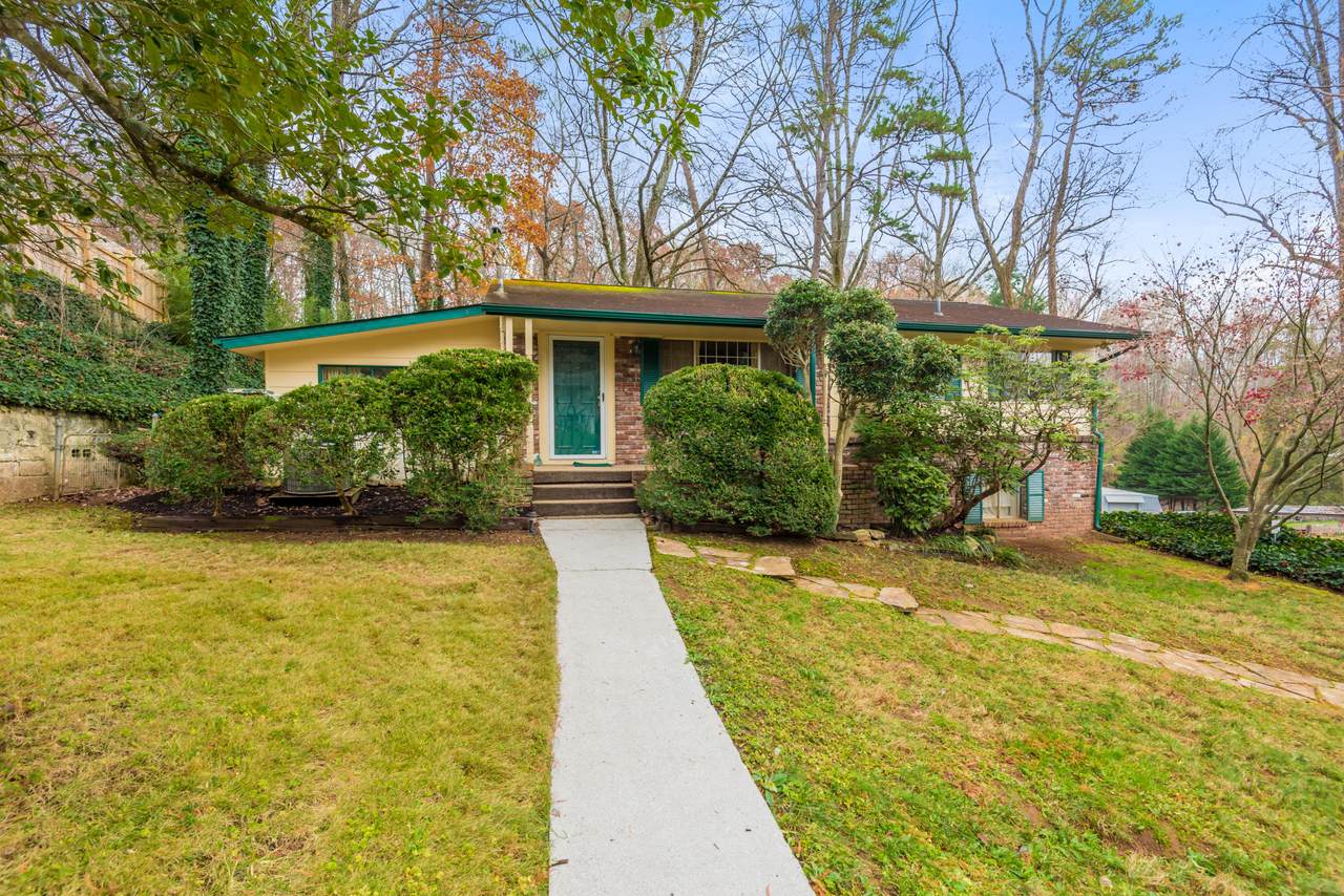 613 Gallaher View Rd - Photo 1
