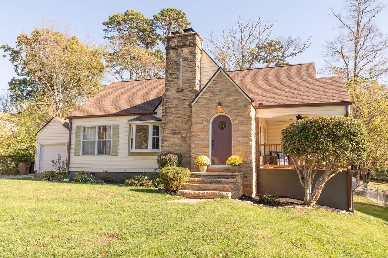 2614 Bridalwood Drive - Photo 1