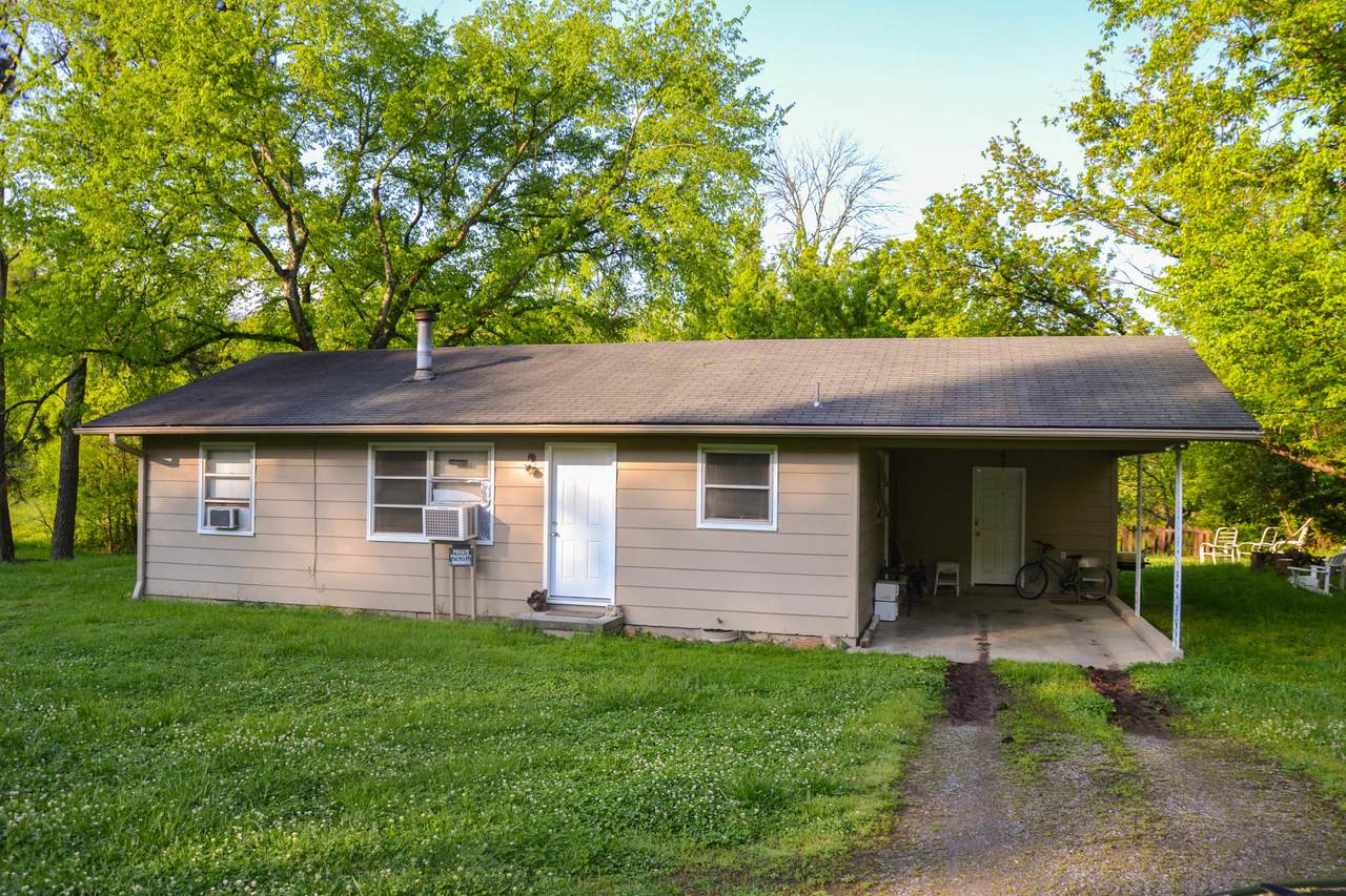 4552 Old Walland Hwy - Photo 1