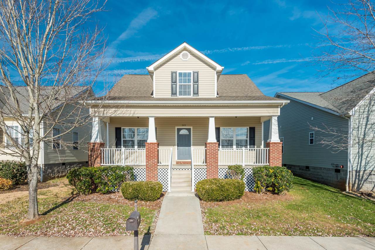 305 Willowcreek Blvd - Photo 1