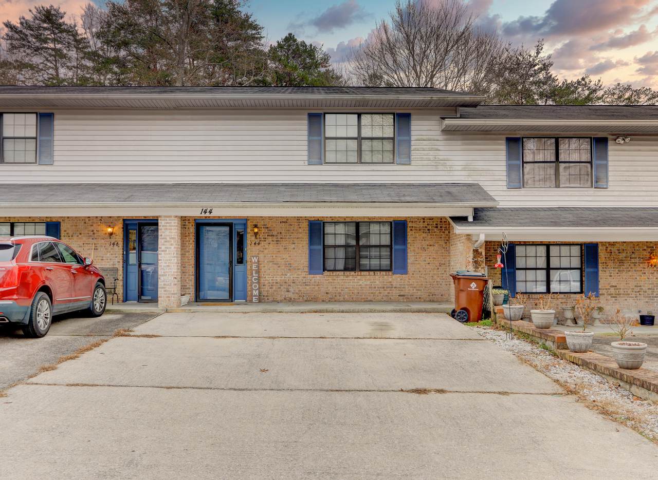 144 High Point Lane - Photo 1
