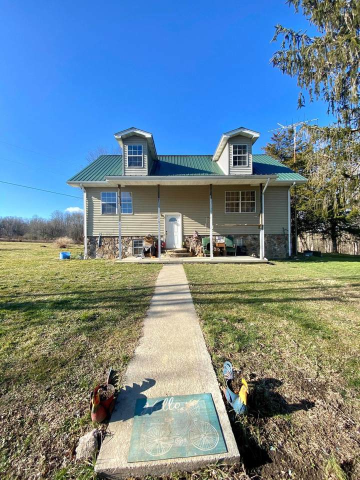 350 Lowell Adkins Rd - Photo 1