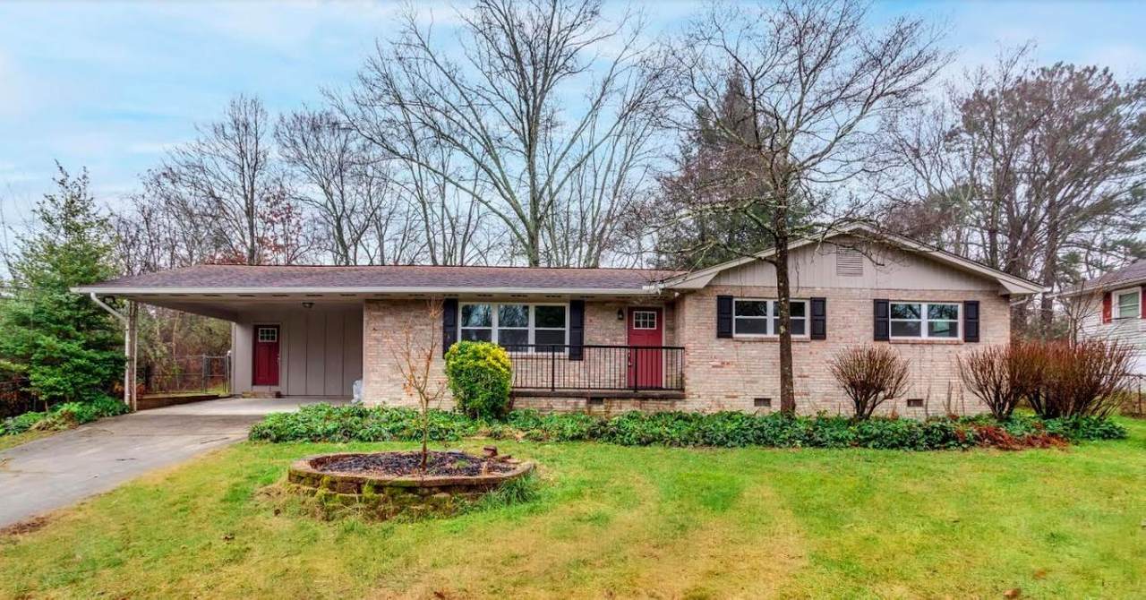 6621 Wachese Lane - Photo 1