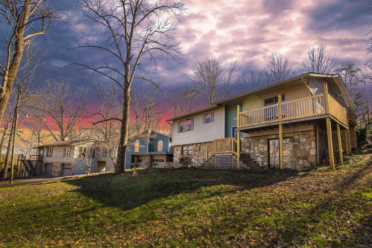 1740 Maplecrest Drive - Photo 1