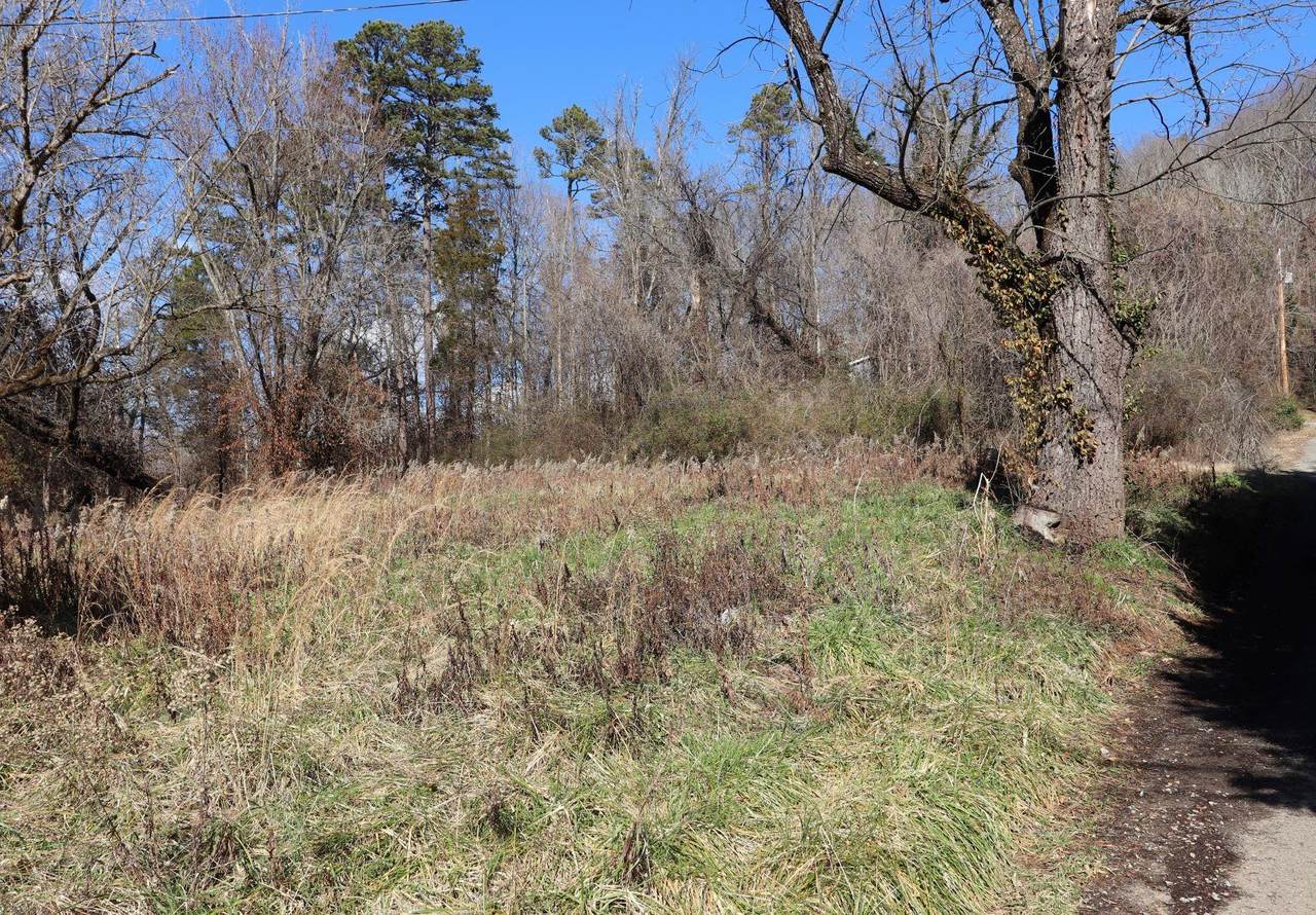 6557 Oak Ridge Hwy - Photo 1