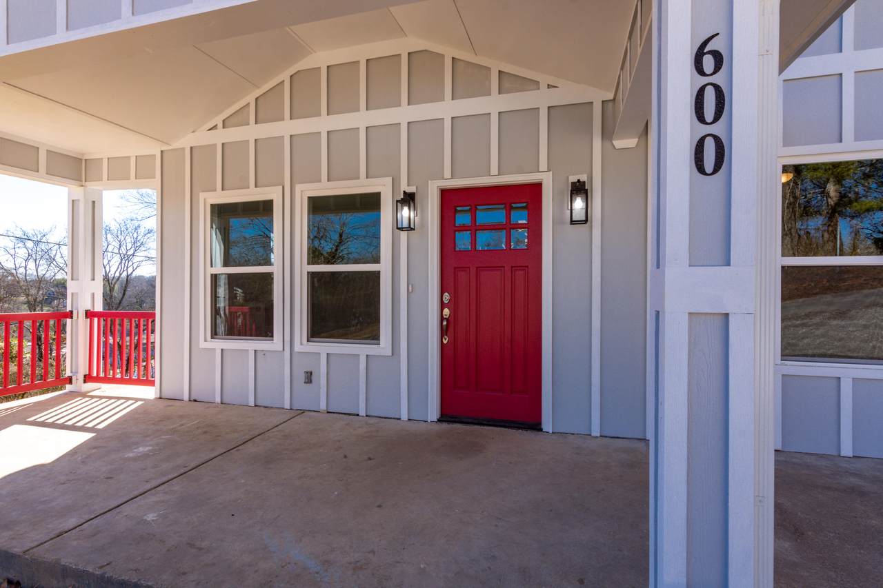 600 Ledford St - Photo 1