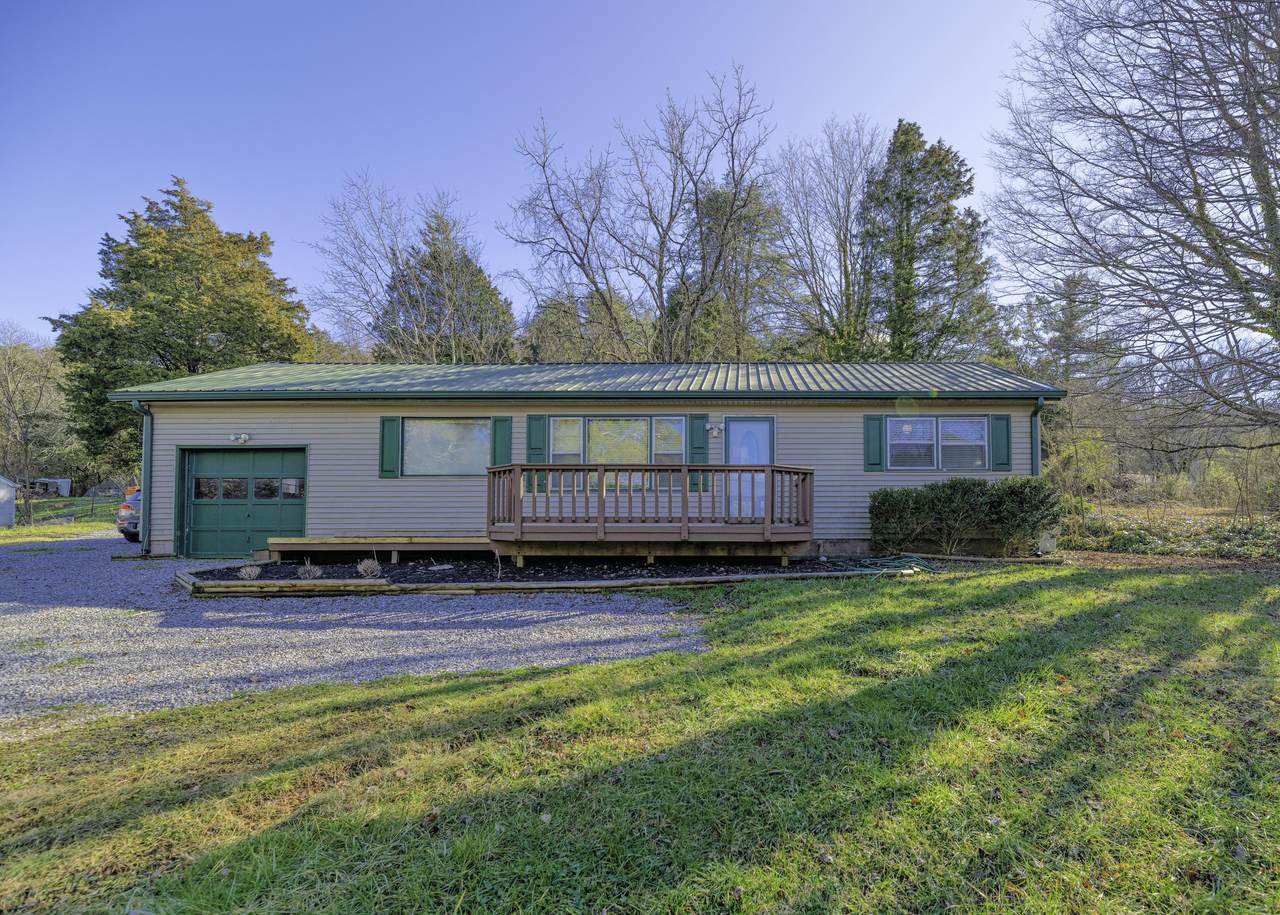 7025 Oak Ridge Hwy - Photo 1
