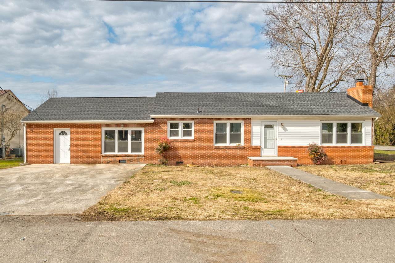 829 Rosedale Ave - Photo 1