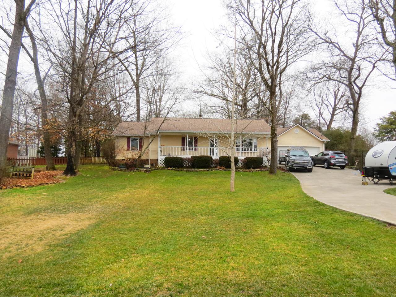 8715 Dyers Cove Way - Photo 1
