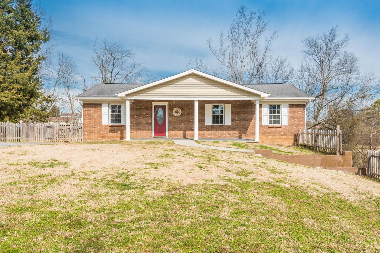 235 Alnwick Drive - Photo 1