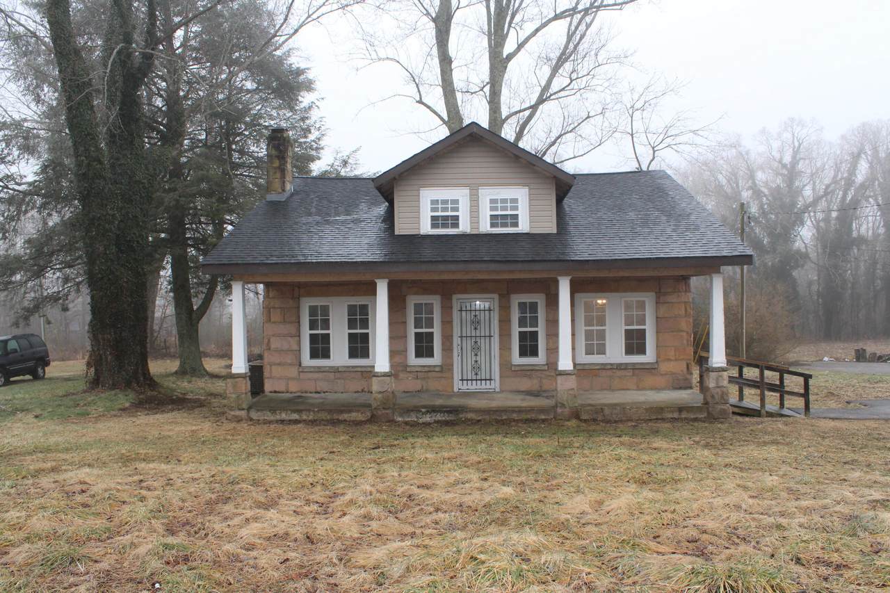 213 Taylor Ave - Photo 1