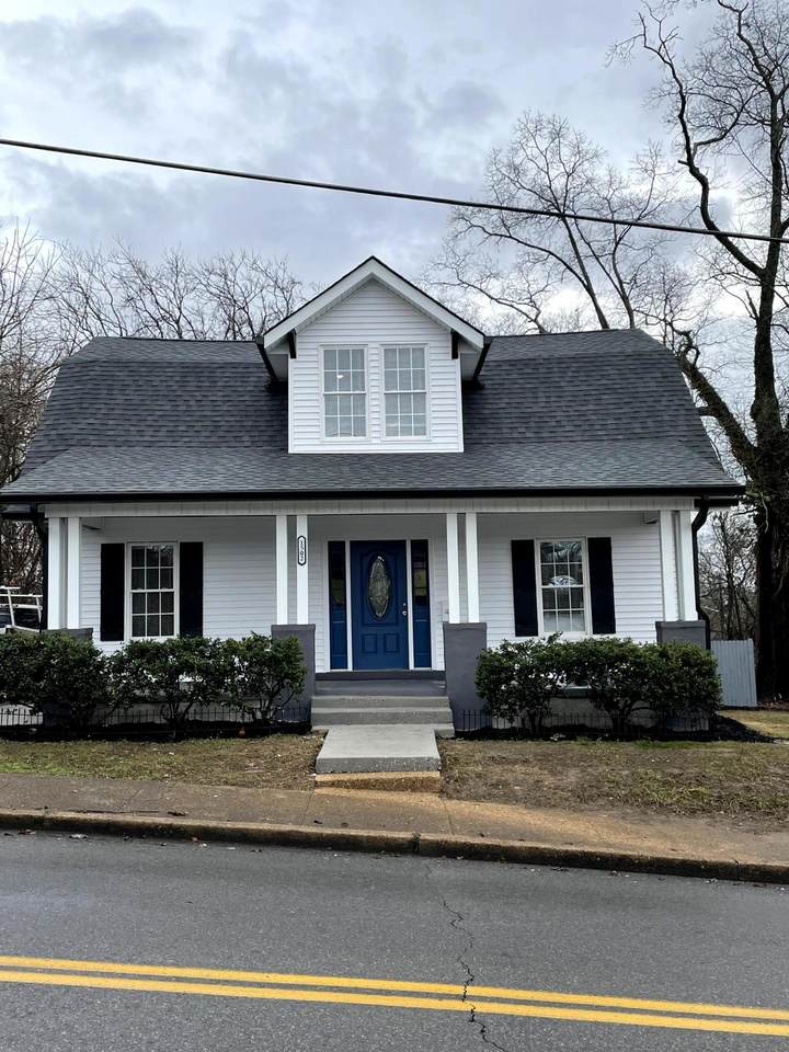1502 Washington Pike - Photo 1