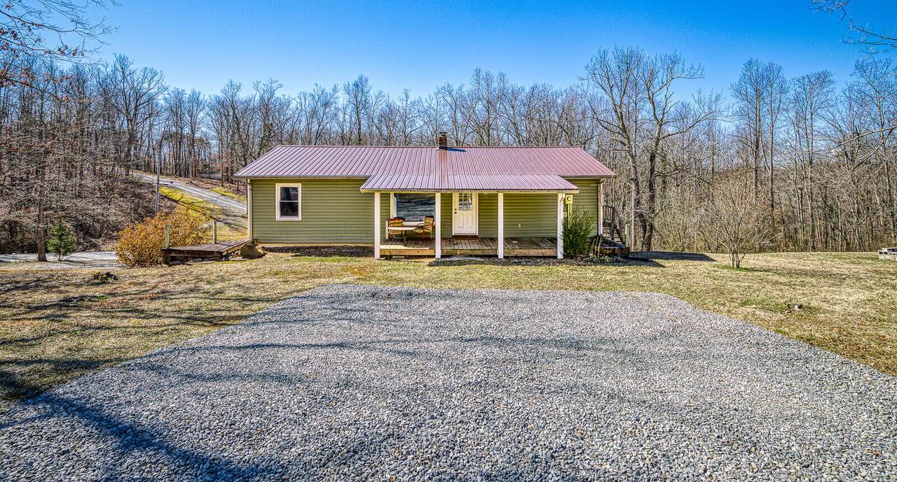 1041 Skyline Drive - Photo 1