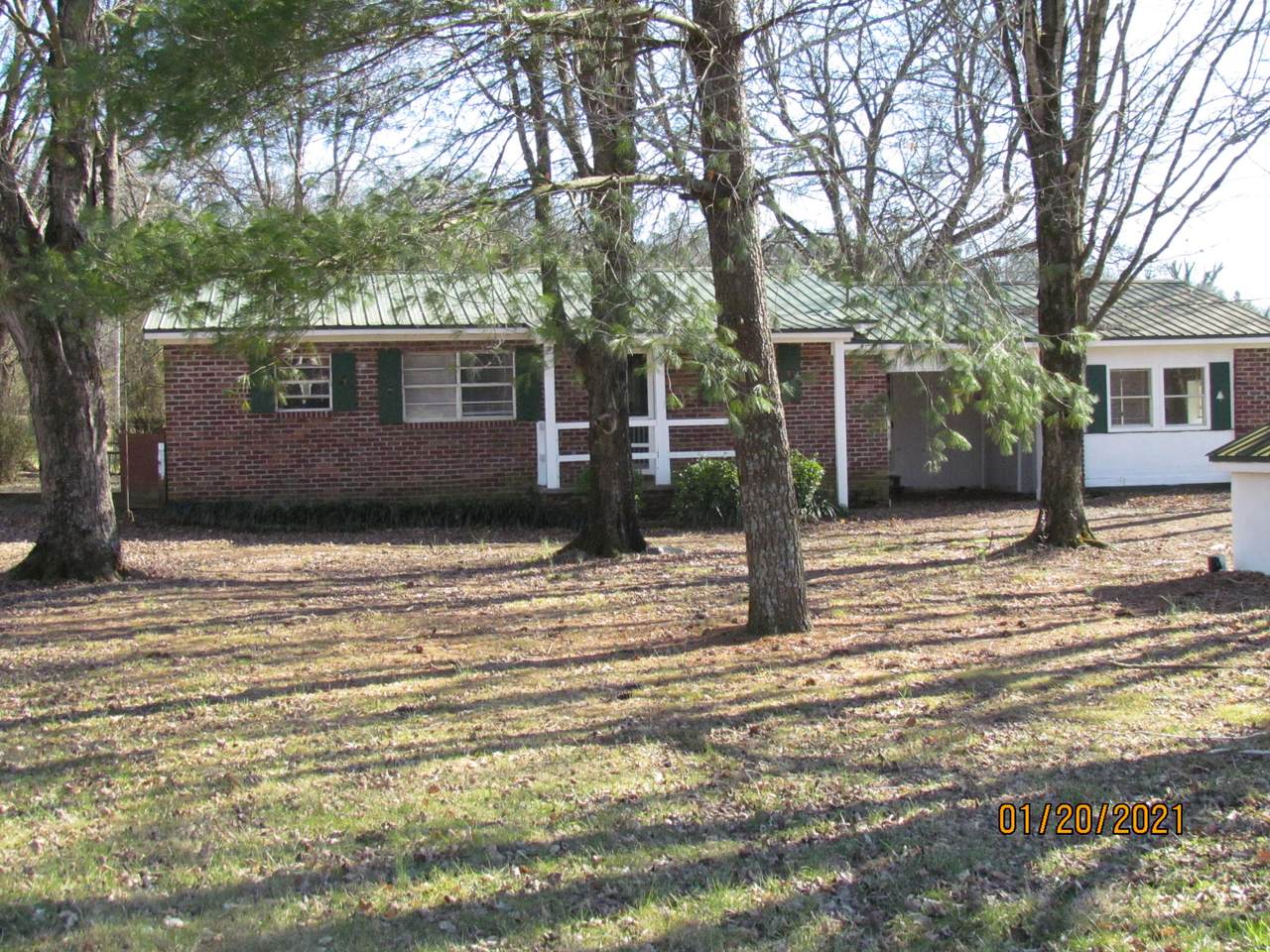 181 Lakeview Cove Drive - Photo 1